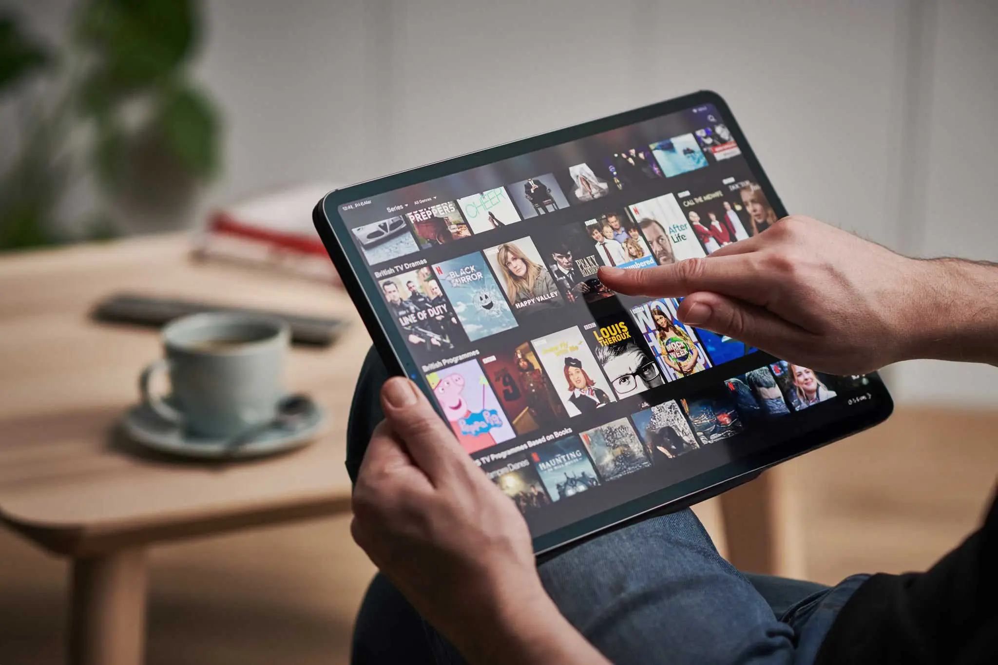 Bibliothèque films extensive avec abonnement IPTV abonnement streaming films sur tablette